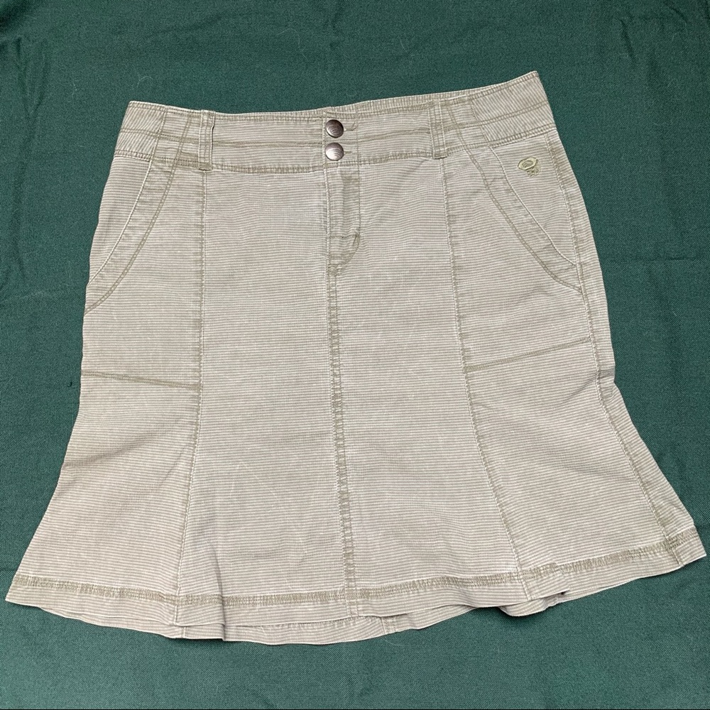Mountain Hardware Flared Skirt Size 6